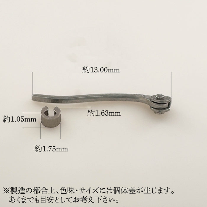 Pt900クロスピアス受けあり