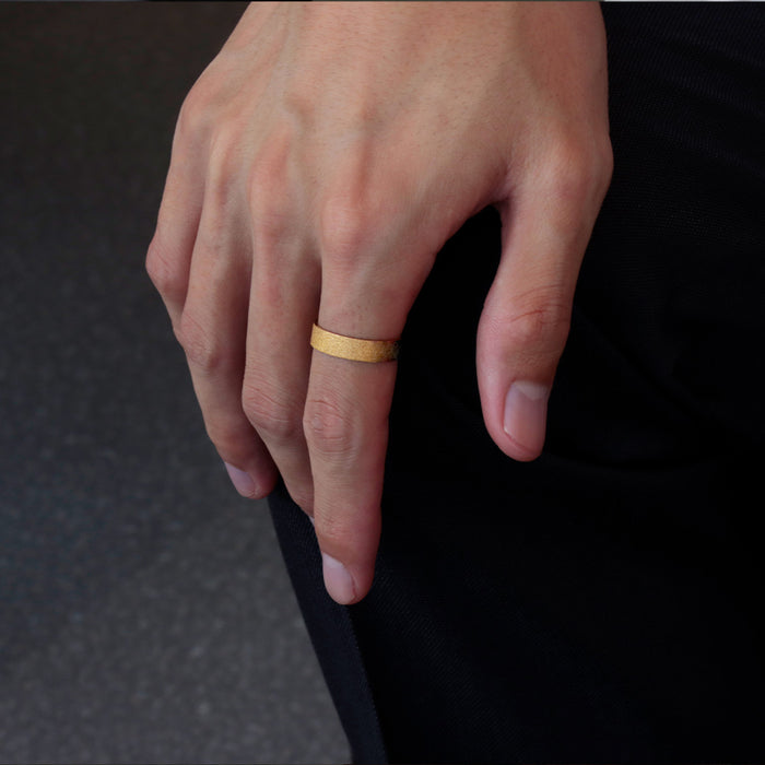 【受注販売/納期約3週間】K24 純金リング (平打ち ダイヤモンドブラスト)